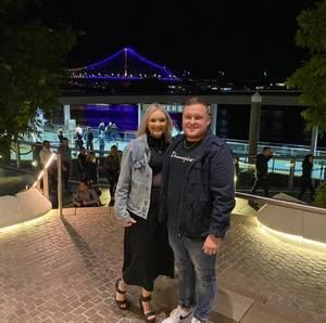 Meet your Posher, Paris